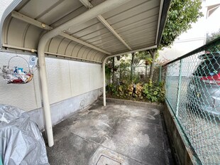 パセオ仁川 東棟の物件外観写真